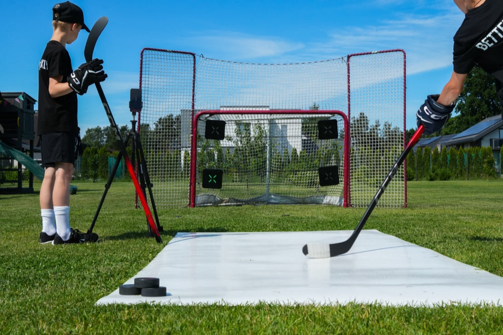 Player shooting at a goal with XDT targets
